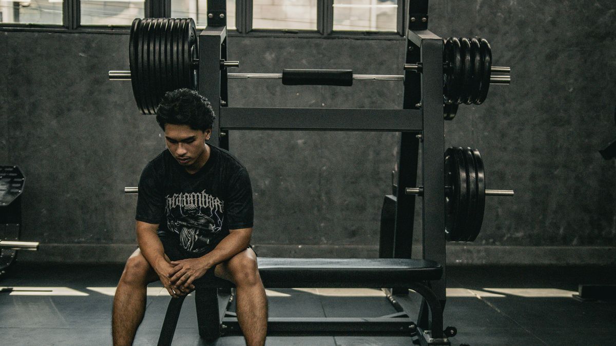 How to Break Through a Training Plateau - Strength & Muscle Growth